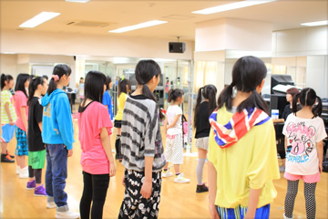 ファーストクラス(F)