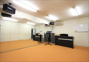 ヴォイスレッスンルーム